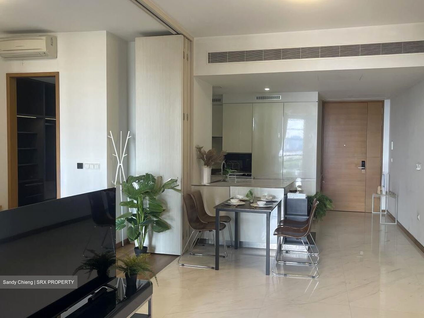 Straits View (D1), Condominium #586822781